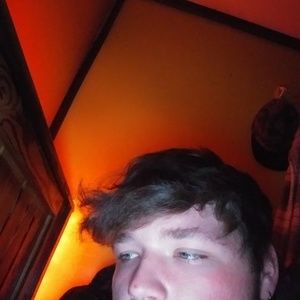 Meet your Posher, Ashton